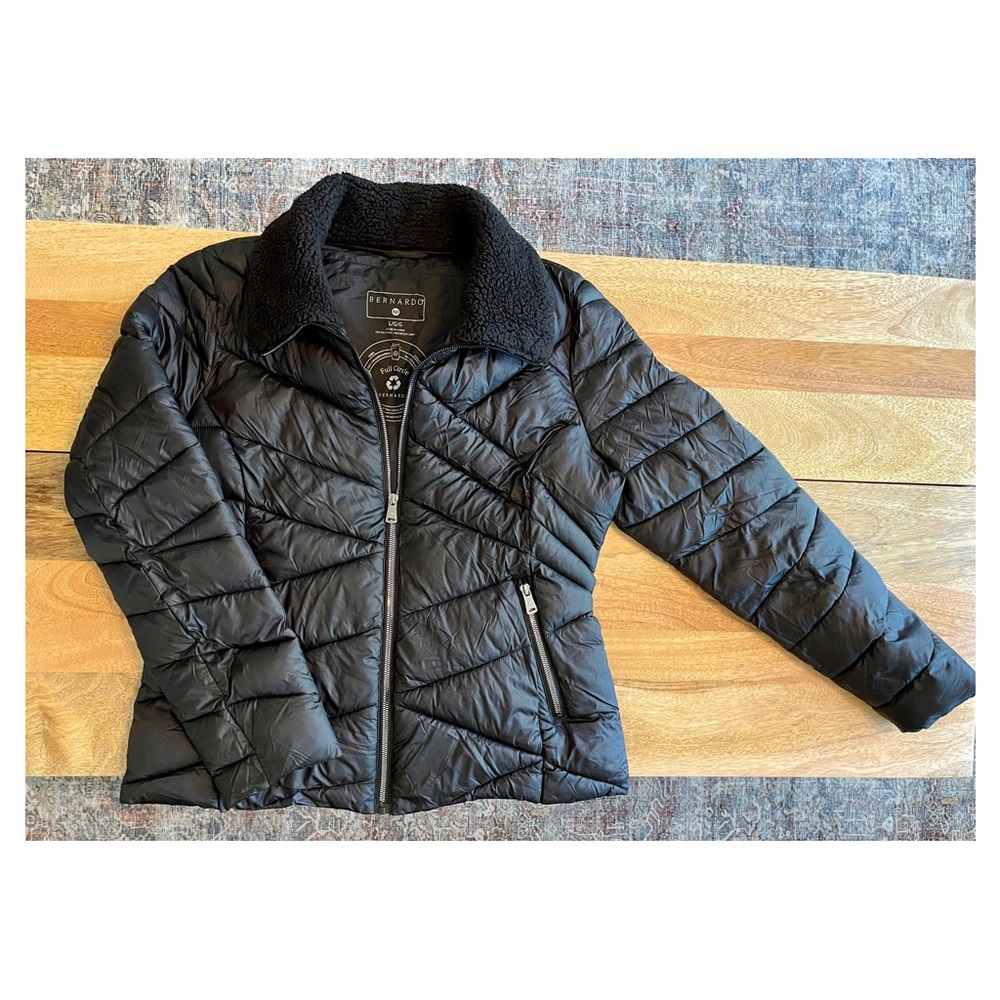 Bernardo Lightweight Packable Black Jacket